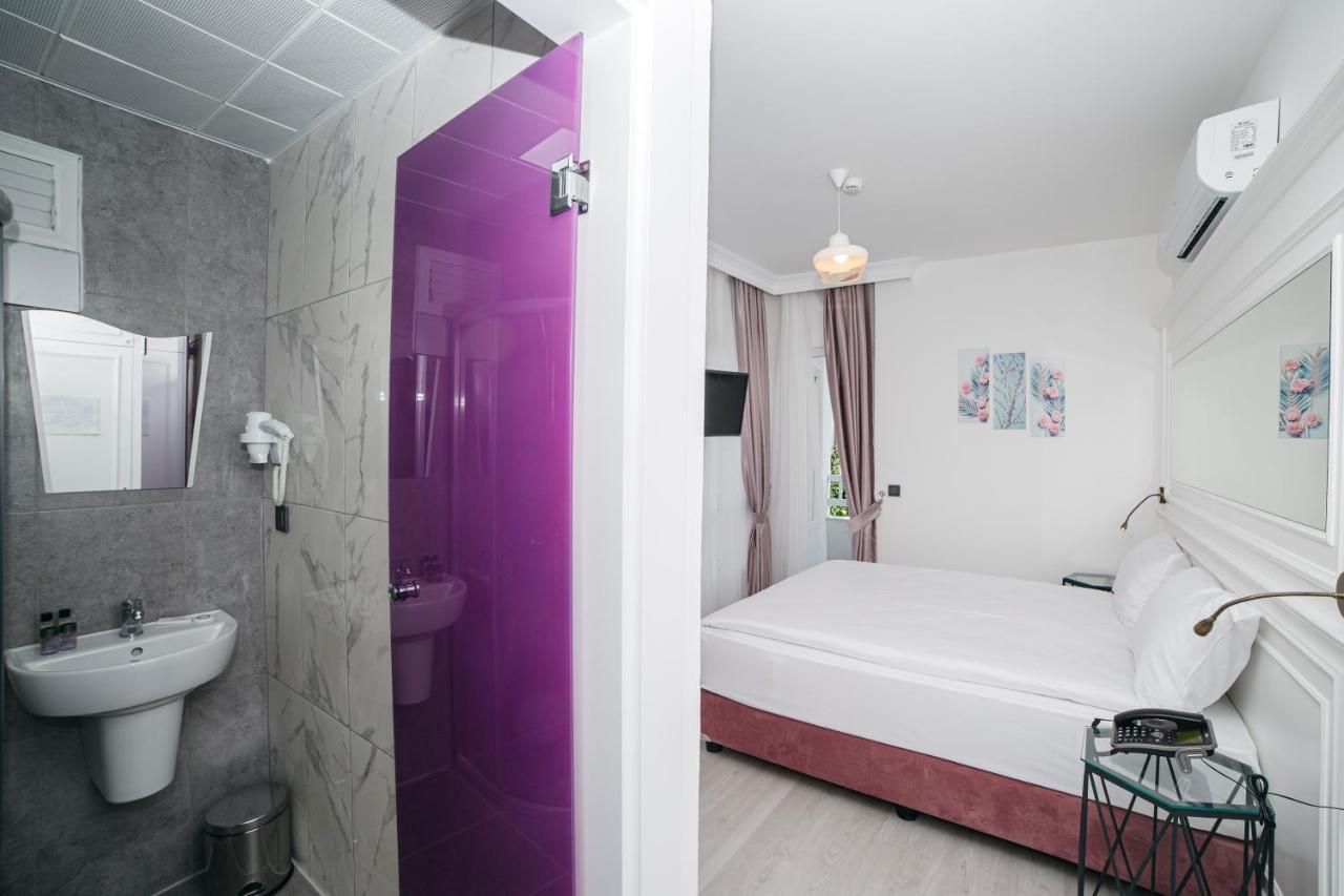 Nun Junior Otel 3*